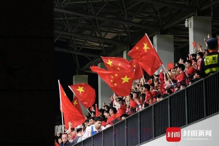 亮相中国杯 中国男足国家队期待开门红 亮相中国杯 中国男足国家队期待开门红